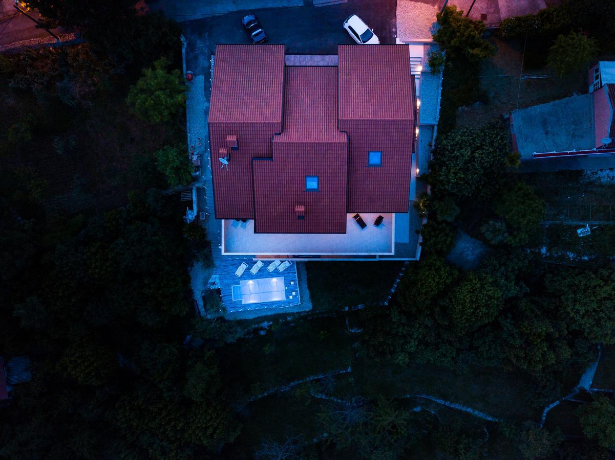 - Healthy House *